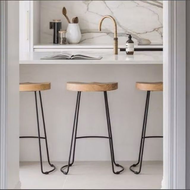 Elm Home And Garden Black Mango Wood and Metal Breakfast Bar Stool