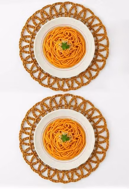 WOVCOR 2 Piece Round Beige Polyester Placemat Set, W/D: 30 x 30 cm