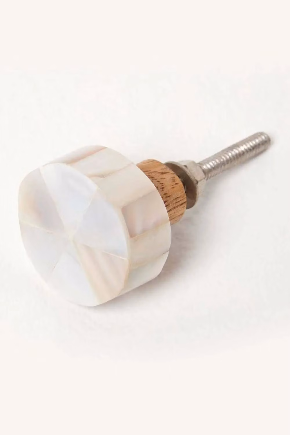 Homescapes Set of 12 Polished Aluminium and Ceramic Drawer Knobs in Beige and Sand – 2