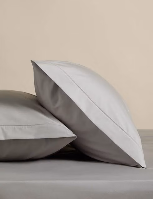 M&S 2 Pack Egyptian Cotton Pillowcases in Grey Marble Pattern