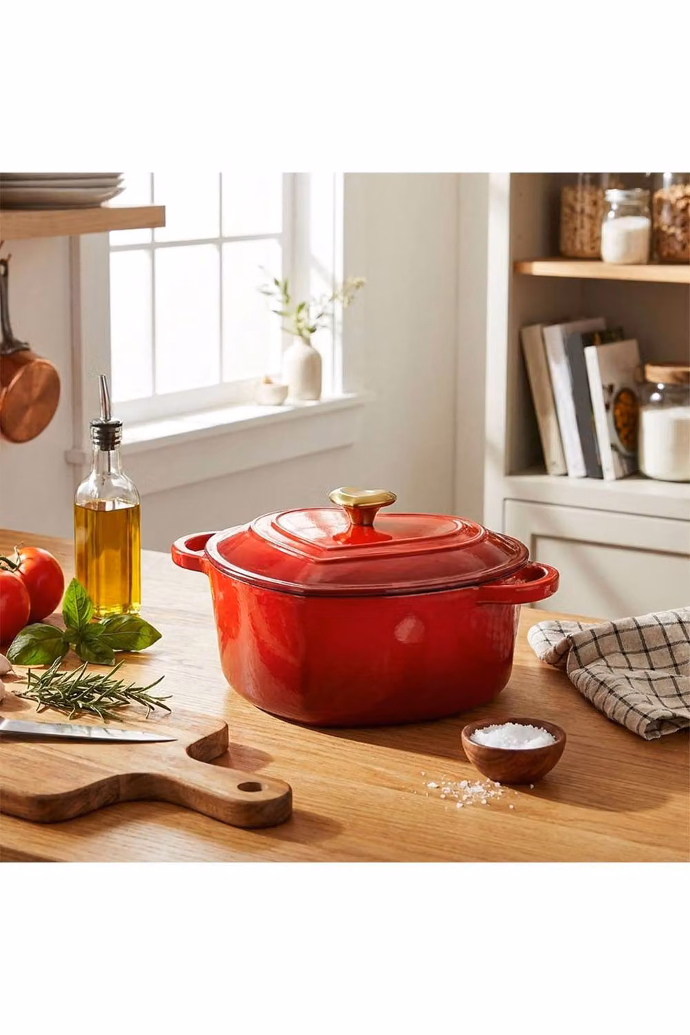 Living and Home Enamelled Cast Iron Heart-Shaped Dutch Oven Casserole Pot with Lid, Red – 2
