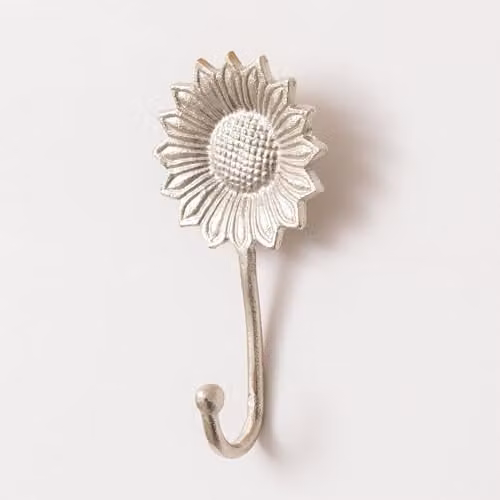 Melody Maison Silver Sunflower Metal Wall Mounted Hook