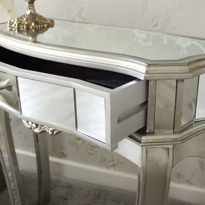 Melody Maison Tiffany Range Half Moon Mirrored Console Table in Silver – 2