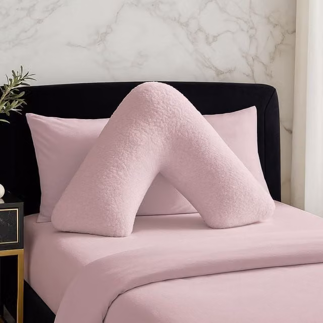 Home Sweet Home UK Teddy Fleece V Shaped Pillowcase in Pink – 1