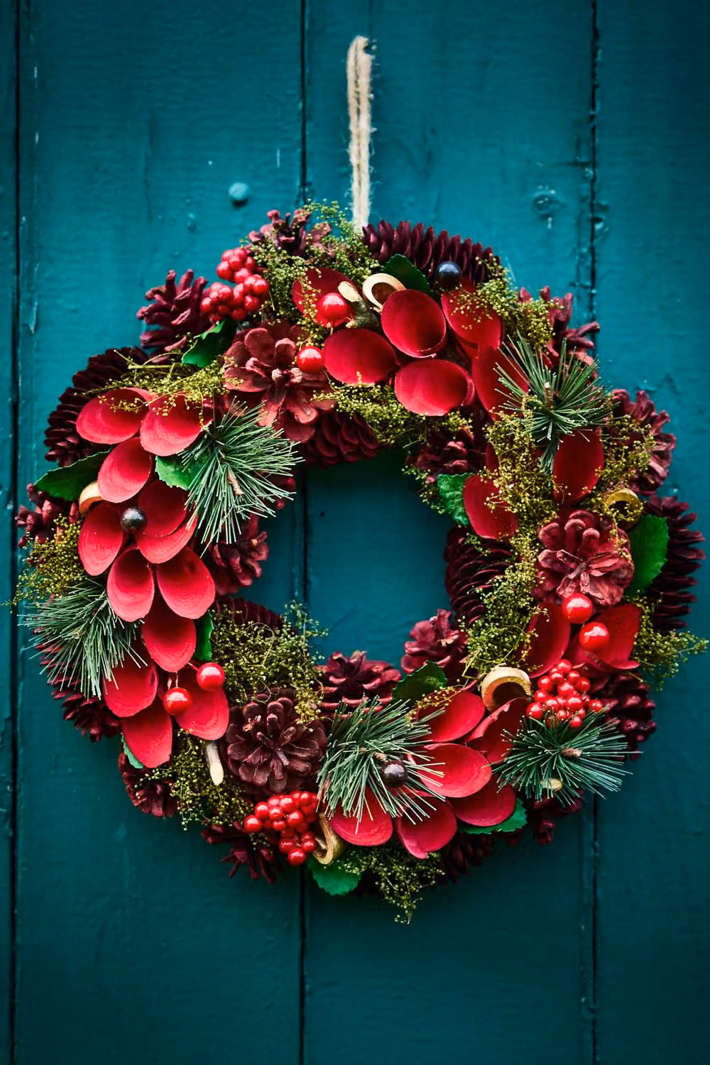 Dibor Red Cluster Berries Christmas Wreath, Diameter: 30 cm – 2
