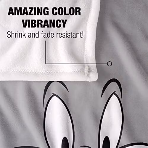 LOGOVISION Looney Tunes Super Soft Fleece Throw Blanket, Multicolour and White, W: 152 cm, D: 127 cm – 3
