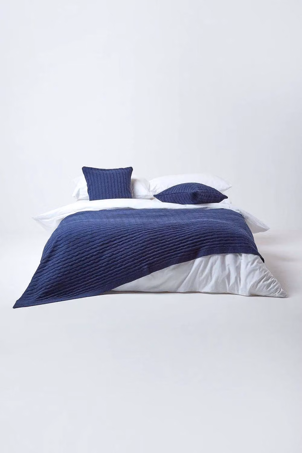 Homescapes Navy Blue Cotton Cable Knit Throw, W/D/H: 130 x 170 cm – 3