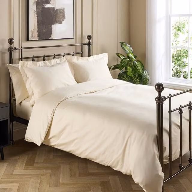 Hotel Pure Luxury 4 Star Cotton Percale Duvet Cover Set, Beige, W/D/H: 180 x 200 cm