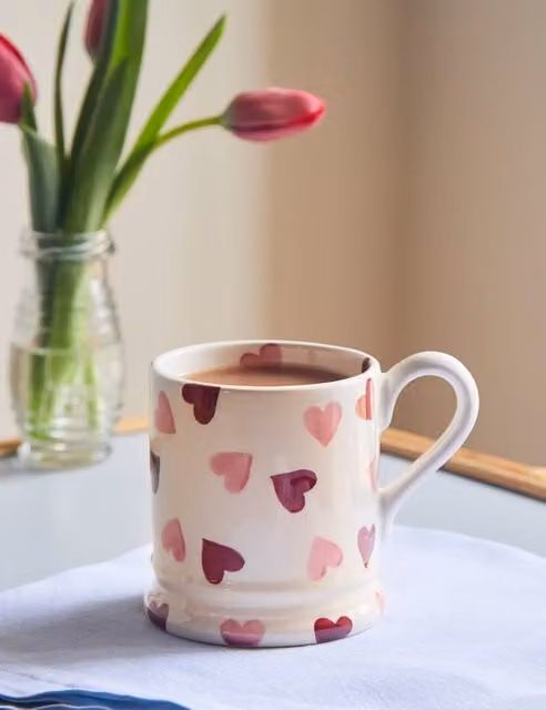 Emma Bridgewater Pink Hearts Ceramic Mug in Pink Mix