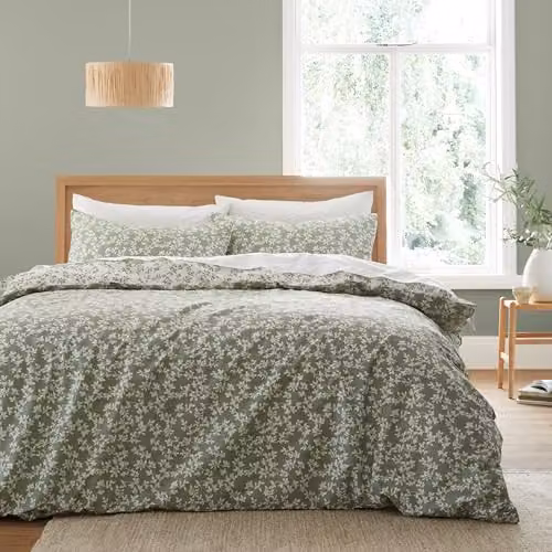 Bianca Shadow Leaves Single Reversible Cotton Percale Duvet Cover and Pillowcase Set, Green, W/H: 135 x 200 cm, Pillowcase: 50 x 75 cm – 1