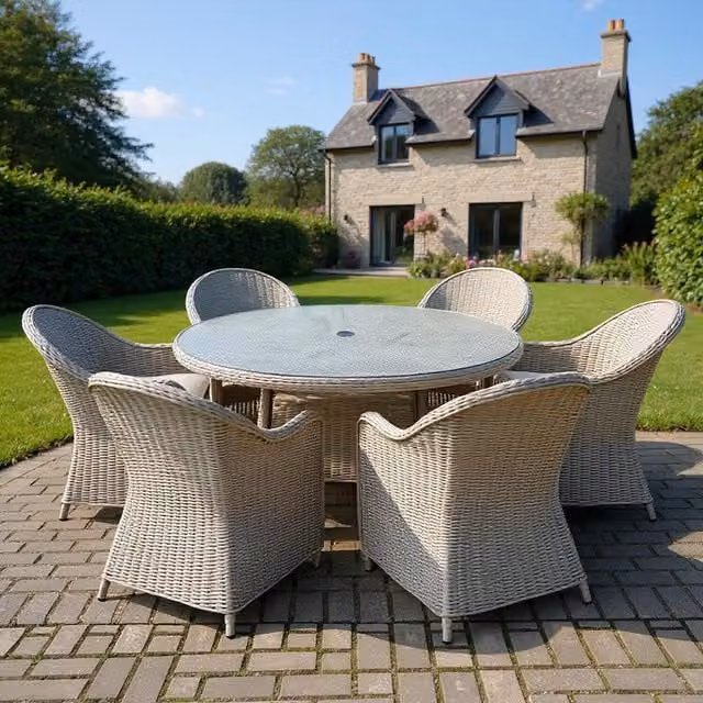 Shatchi Sorrento Modern Rattan Dining Set with Table in Light Grey