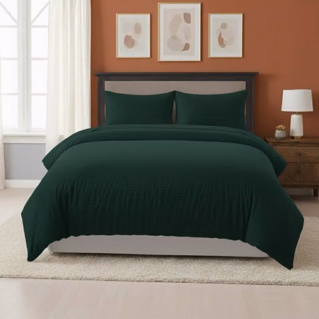Snug City Green Embossed Stripe Microfibre Duvet Cover and Pillowcase Set, Single, 90 x 200 cm