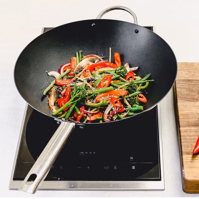 MasterClass Induction Ready Ceramic Coated Carbon Steel Wok, 30cm, Black or Grey – 1
