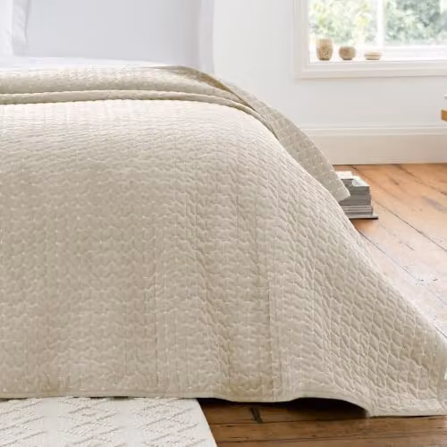 Bianca Attica Quilted Velvet Embroidered Bedspread in Beige/Sand, W: 240 cm, D: 260 cm