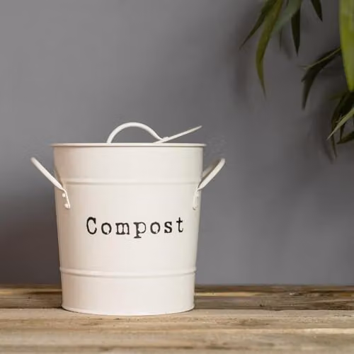 Harbour Housewares Vintage Kitchen Compost Bin, 3.2L, Cream/Beige Metal Food Waste Caddy with Removable Inner Bucket and Flip Lid – 3