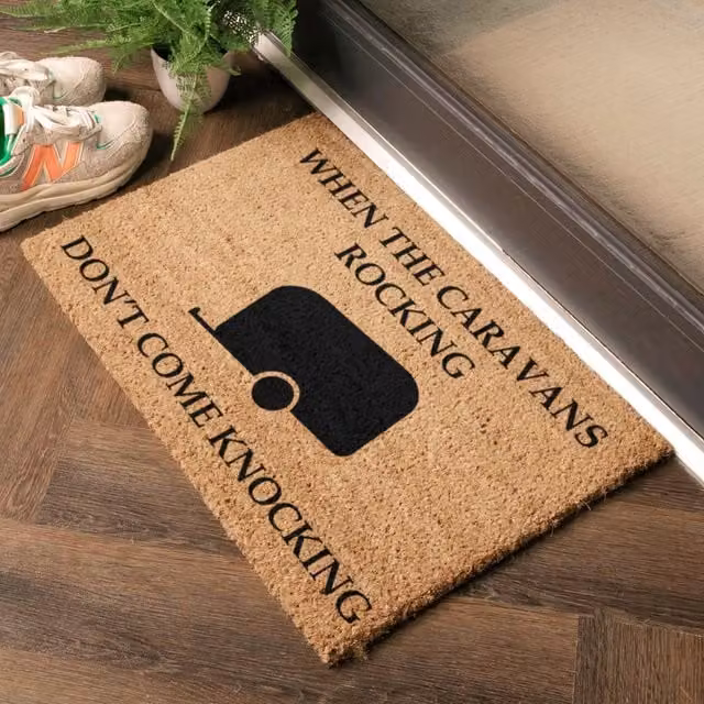 Artsy Mats If the Caravan is Rocking Don't Come Knocking Doormat in Black and Brown, W/D: 60 x 40 cm – 1