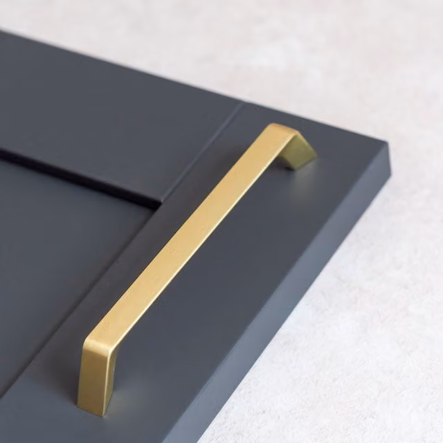 Handle & Home Brushed Brass Shaker Cabinet Bar Handle, Gold, 160mm