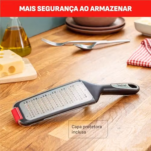 Tefal Ingenio K2070714 Fine Grater with Multiple Stainless Steel Blades and Silicone Pad, Black and Red – 4