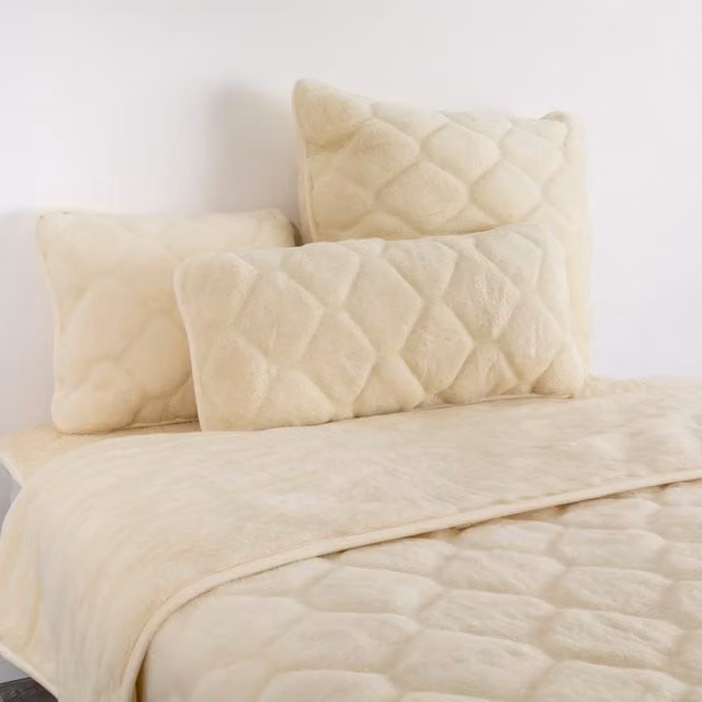Native Natural White Cashmere and New Wool Diamond Quilt for All Year Use