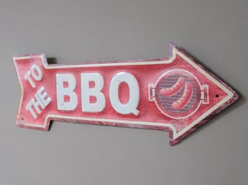 Gifts Direct 2 U Retro Metal To The BBQ Hanging Garden Sign, Red, W/H: 40 x 14 cm – 2