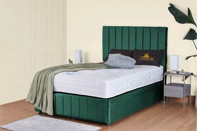 UK Bed Furniture Hamilton Green Velvet Ottoman Storage Divan Bed with End Lift and 54 Inch Headboard, W/D/H: 120 x 200 cm