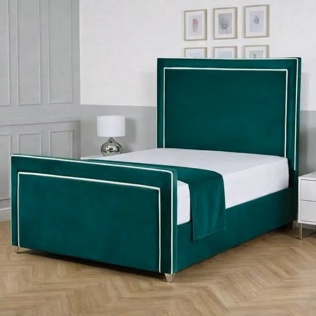 Living Comfort Bedz Verona Upholstered Velvet Bed Frame with Slatted Base in Green, Size: Super King, W/D/H: 200 x 200 cm