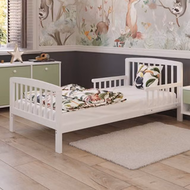 Love For Sleep Eve Junior Bed with White Lacquered Wooden Guard Rails, W/D/H: 160 x 80 cm