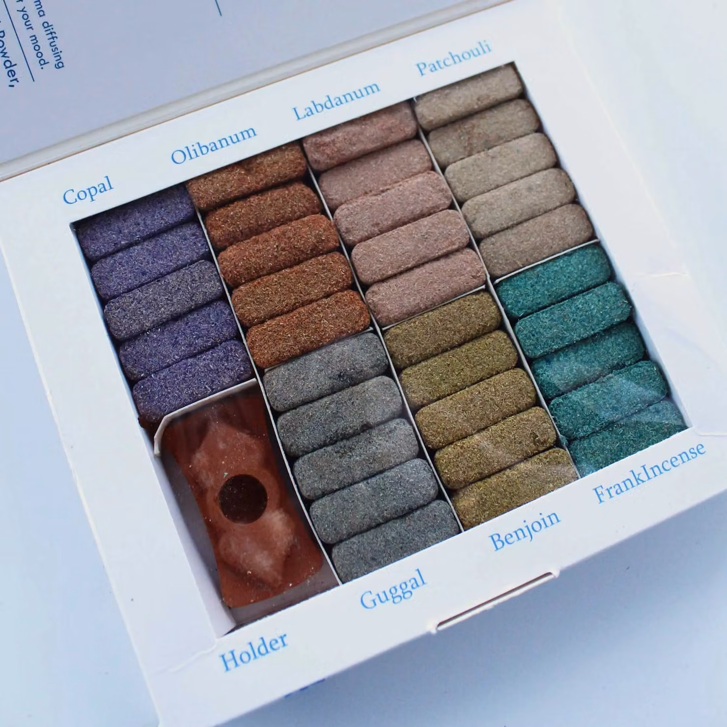 KDMD Wild West Display Set of 70 Natural Incense Smudge Bricks and Ceramic Burner in Brown and Multicolour, W/D/H: 16.5 x 15.0 x 2.0 cm – 2