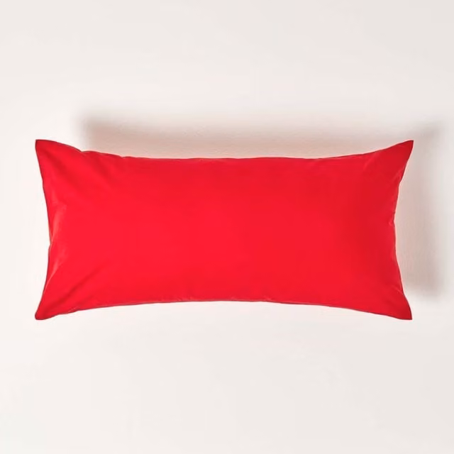 Homescapes 200 Thread Count Red Combed Cotton Percale Housewife Pillowcase, W: 80 cm, H: 40 cm