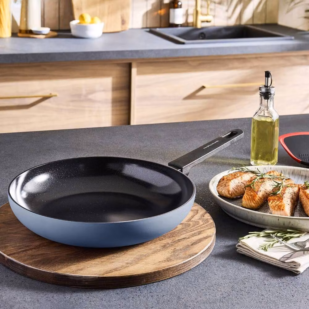 Morphy Richards Blue Aluminium Frying Pan with Ceramic Coating, 28cm, Oven Safe – 7