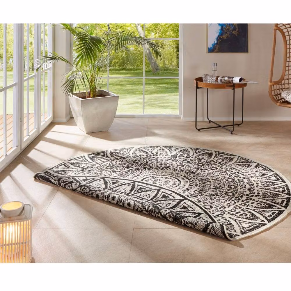 THE RUGS Lilja Vintage Round Reversible Indoor Outdoor Rug in Black, Diameter: 240 cm – 3