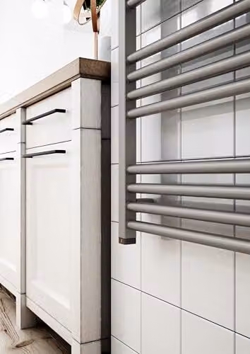 Terma Fiona One Electric Towel Rail with Hidden Element in Sparkling Gravel, H 138 cm x W 48 cm – 2