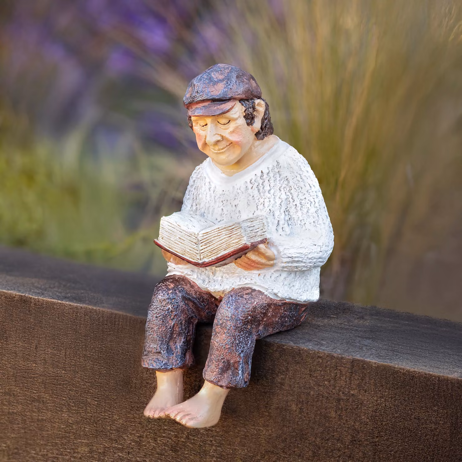 Marco Paul Sitting Grandparent Multicolour Polyresin Garden Ornaments – 2