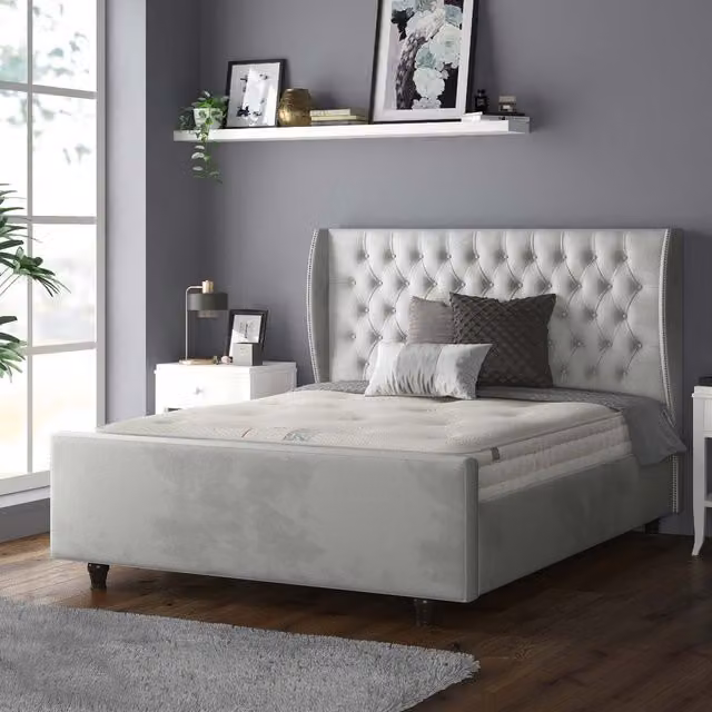 IH Design Aurora Chesterfield Wing Plush Velvet Bed Frame in Silver, 180 x 200 cm