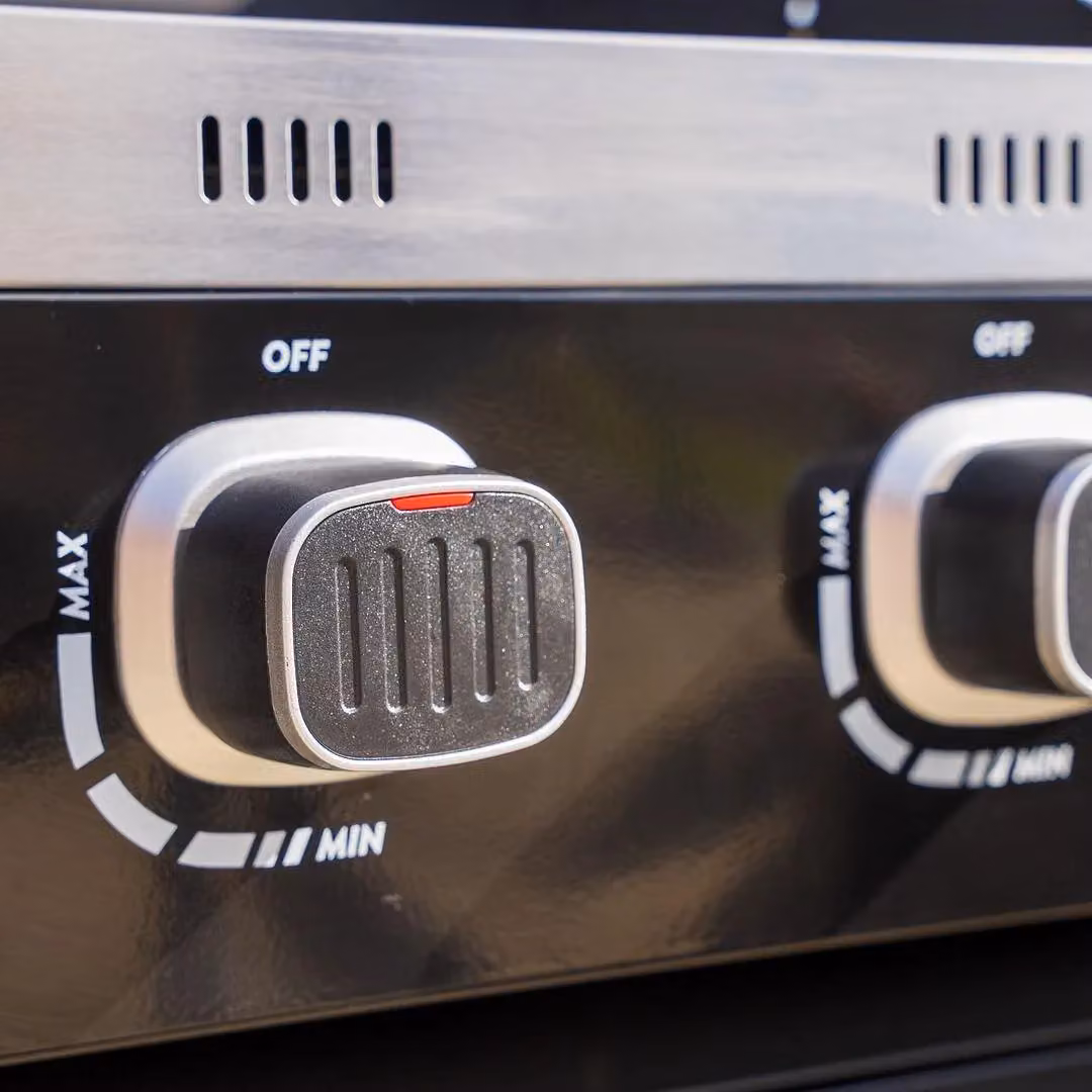 Norfolk Grills Vista 200 Gas Barbeque with Side Burner, Warming Rack and Thermometer in Black – 5