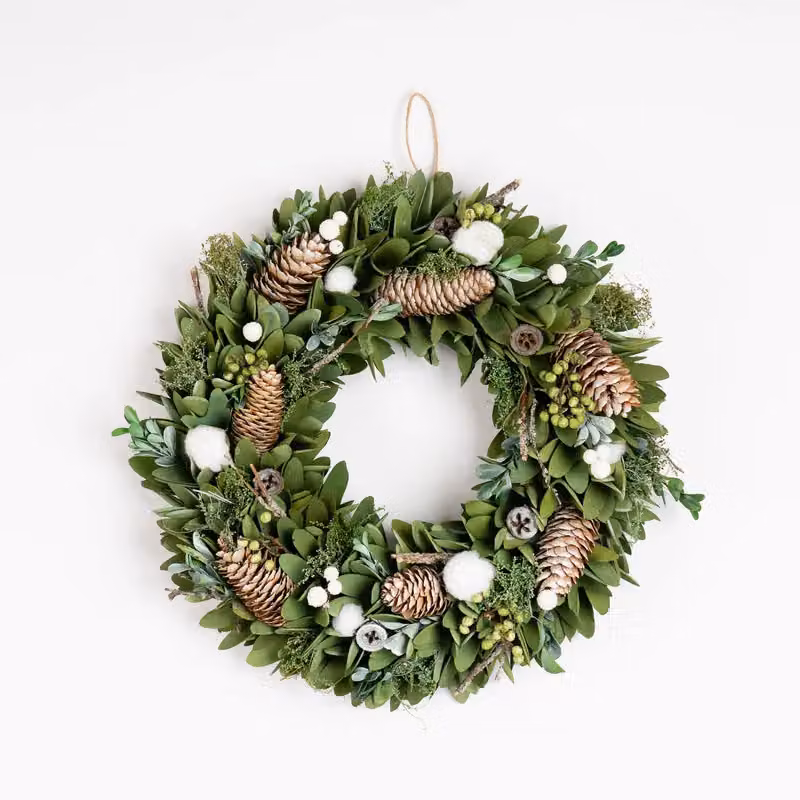 Scottish Everlastings Ltd White Faux Cotton Ball and Wood Shaven Round Wreath, Diameter: 38 cm – 2