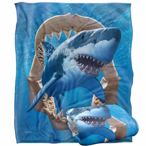 JQ Licensing Jlo Shark Hunting Silky Touch Super Soft White Fleece Throw Blanket W/D/H: 152 x 127 cm – 1