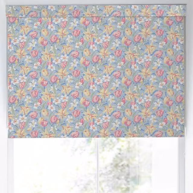 Laura Ashley Tulips Made to Measure Blackout Roller Blind in China Blue Floral Polyester