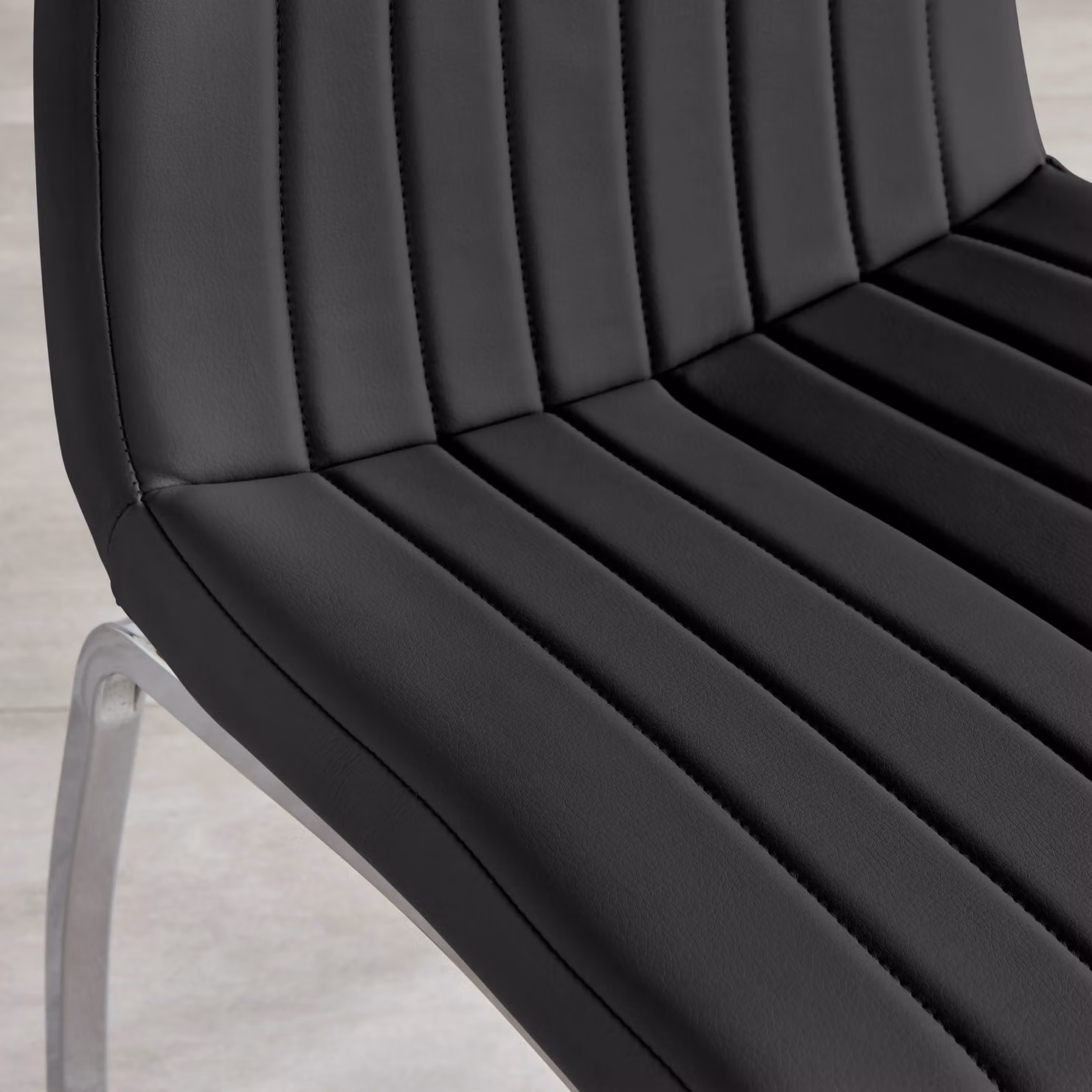 FurnitureboxUK Set of 2 Isco Deep Cushioned Soft Touch Faux Leather Dining Chairs with Silver Chrome Metal Legs in Black – 2