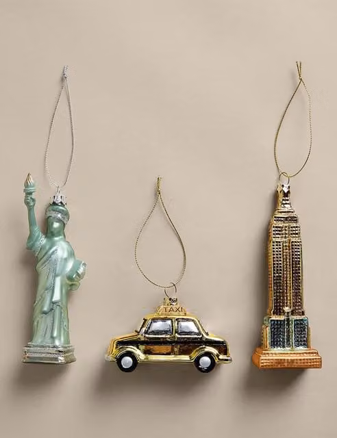 M&S 3 Pack Multicolour Glass New York Icons Christmas Tree Hanging Decorations