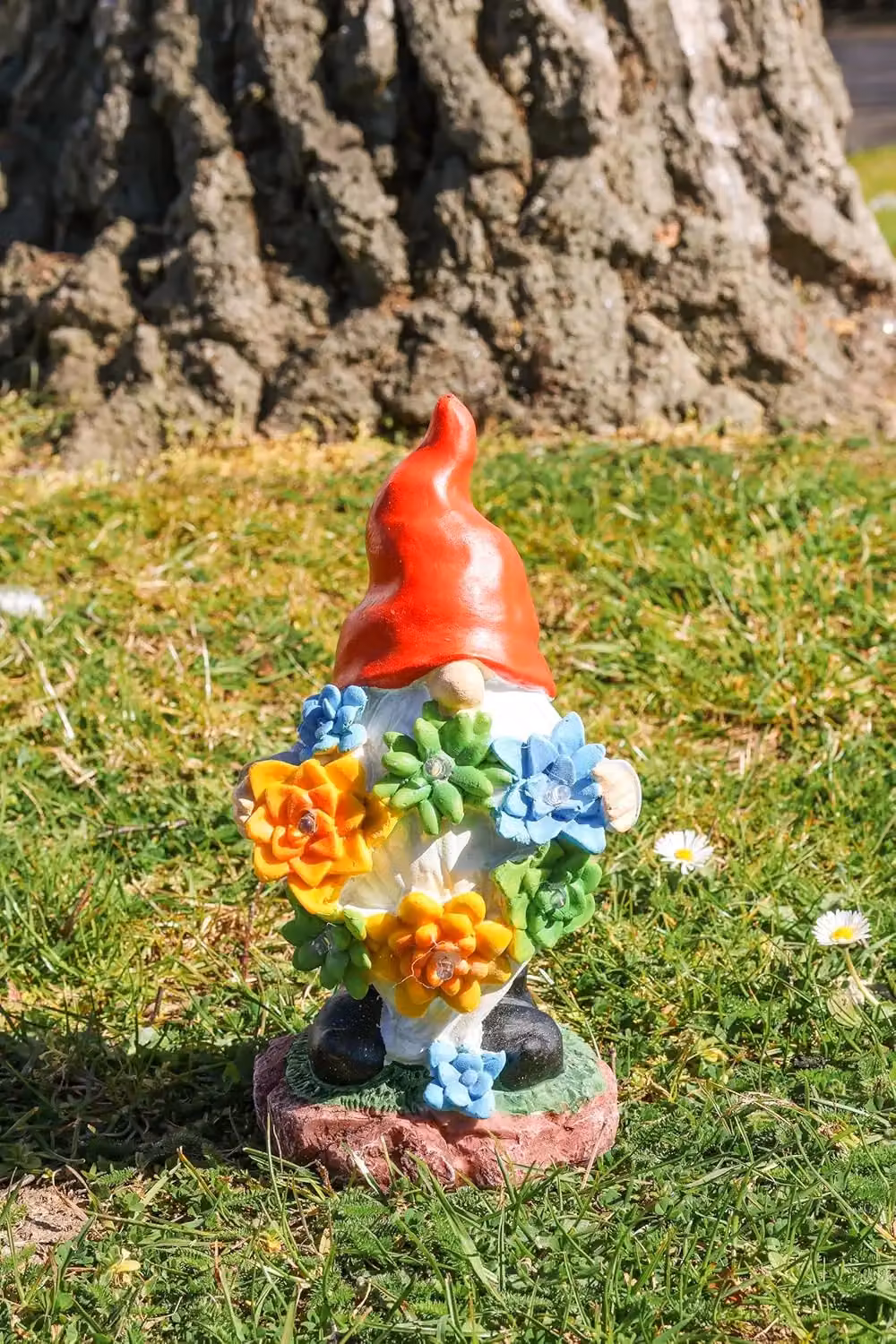 ILFD Group Ltd Solar Gonk Garden Ornament in Grey and Multicolour, 2 Pack – 5