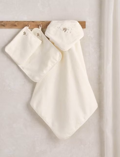 Mamas & Papas 3-Piece Fluffy Pure Cotton Towelling Set in Cream