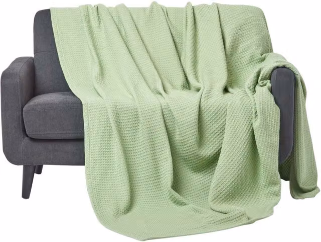 Homescapes Organic Cotton Waffle Pique Summer Blanket in Green, W/D/H: 230 x 230 x 1 cm
