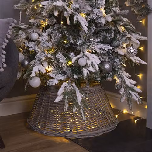 St. Helens Home and Garden Hand Woven Rattan Christmas Tree Skirt Basket in White Wash, W/D/H: 28.0 x 57.0 x 57.0 cm – 3