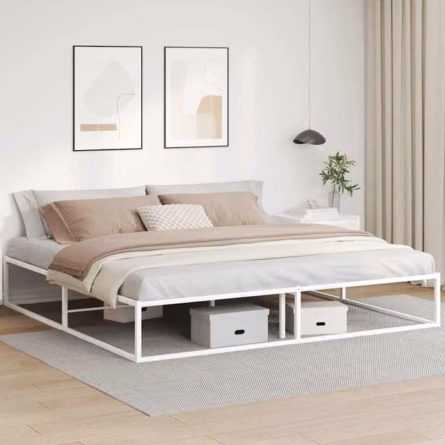 Berkfield Home Classic Metal Bed Frame in White, 200 x 200 cm – 1
