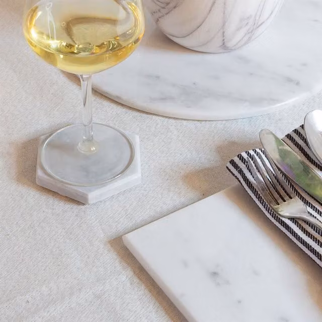 Argon Tableware Hexagonal White Marble Coasters, Pack of 6, Diameter: 10 cm