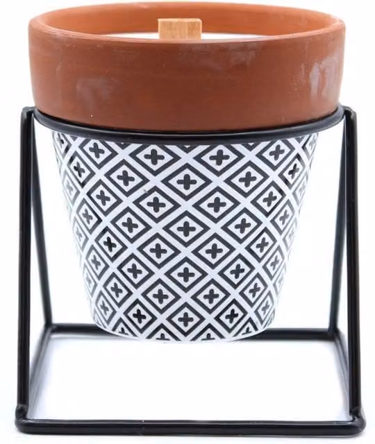 KDMD Agnes & Cat Lavender Soft Garden Candle in Multicolour Terracotta Pot