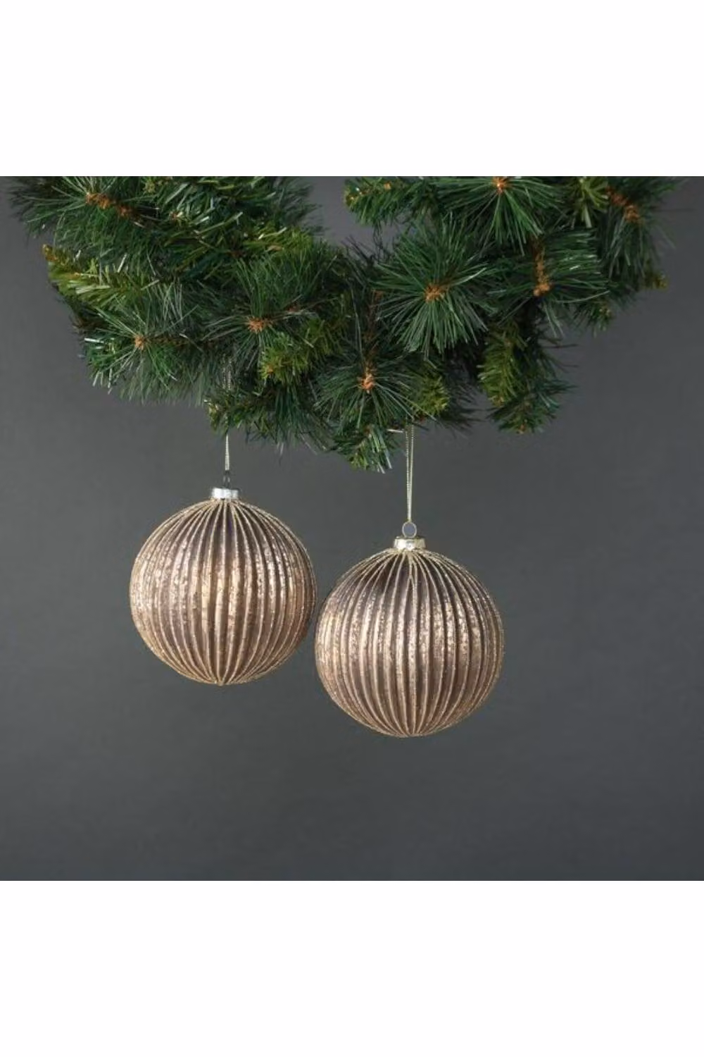 KDMD Titania Set of 4 Gold Glass Christmas Baubles, Diameter: 12 cm – 2