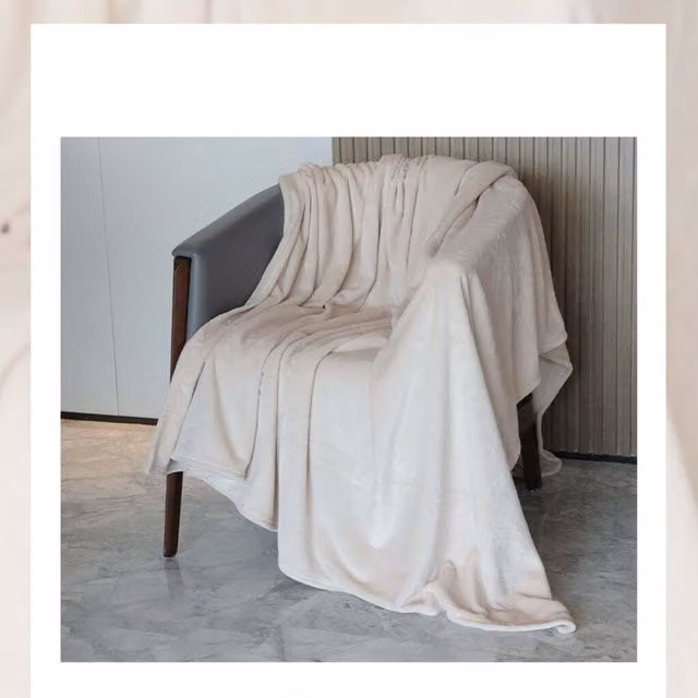 Alivio Faux Fur Throw Blanket in Black and White, W: 150 cm