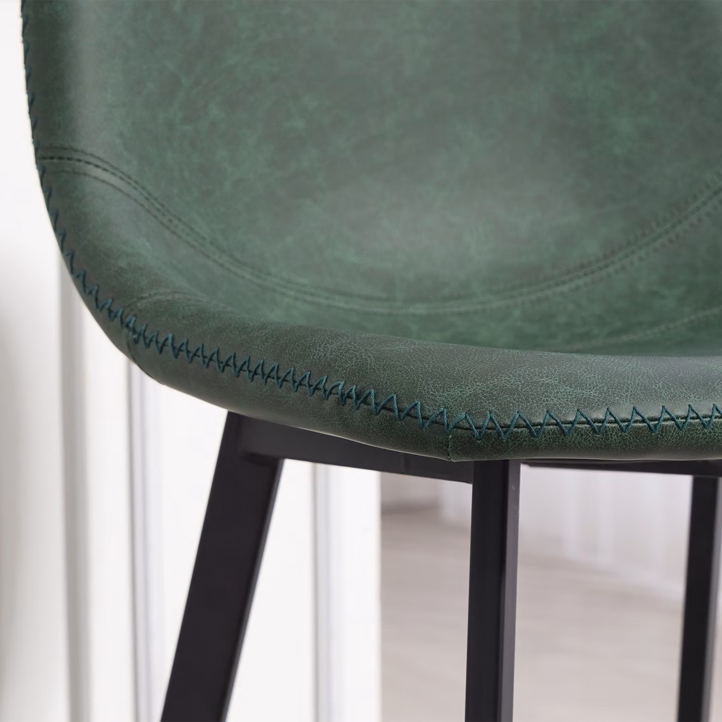 HOMCOM Set of 2 Green PU Leather Bar Stools with Backrest and Footrest – 6